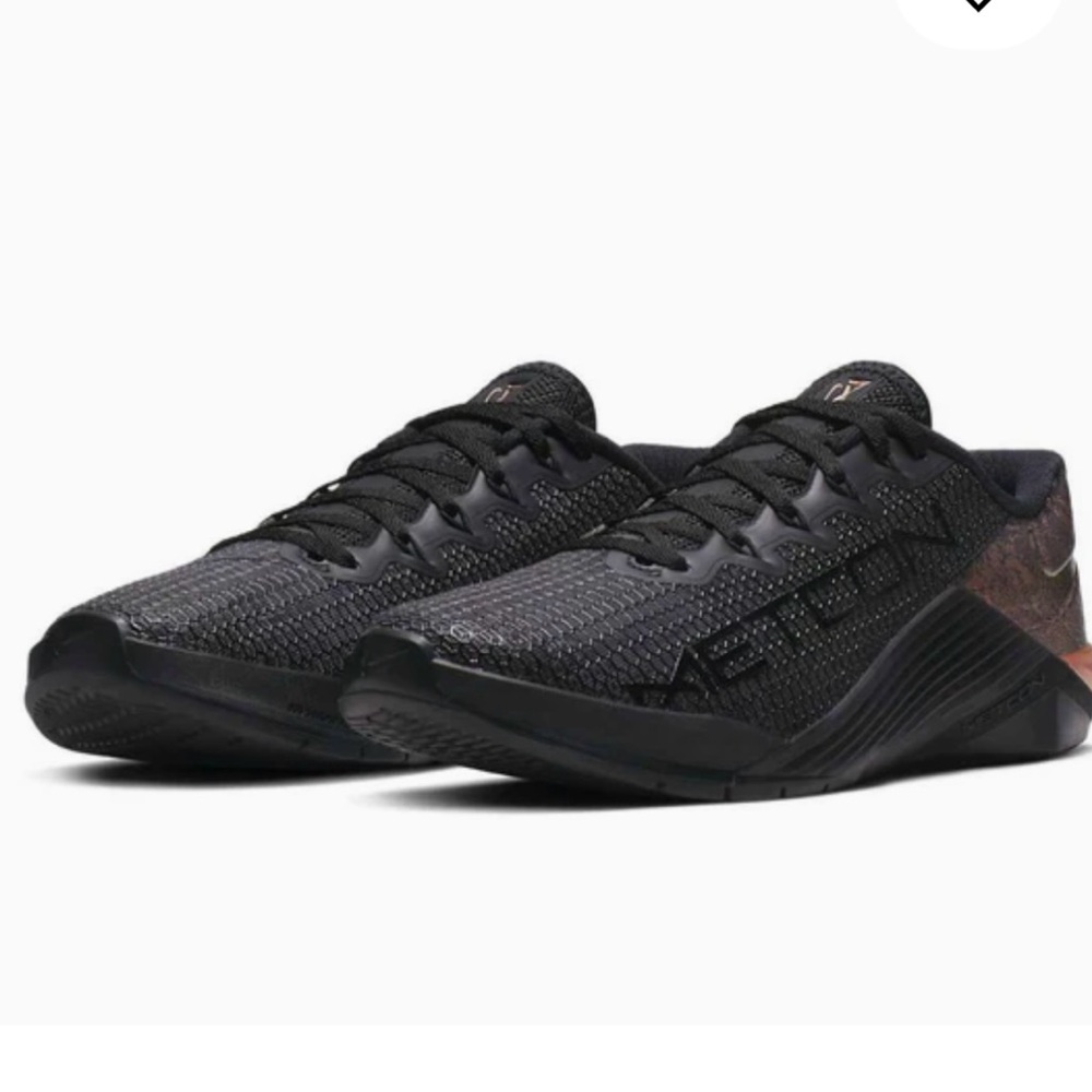 Nike metcon 5 black and rose gold